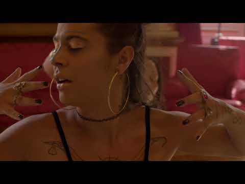 Fado Bicha - Banzo + Mulher do fim do mundo