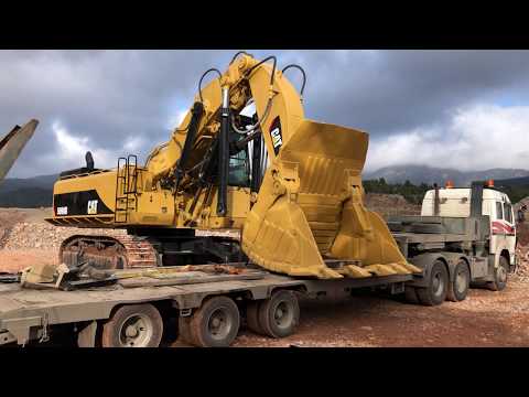 Fitting The Bucket On Caterpillar 5090B Front Shovel Excavator - Sotiriadis/Labrianidis Mining