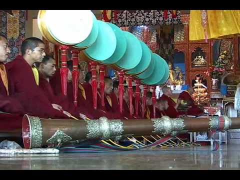 Uncut clip 3 / Tibetan Monks Chant / McLeod Ganj, India