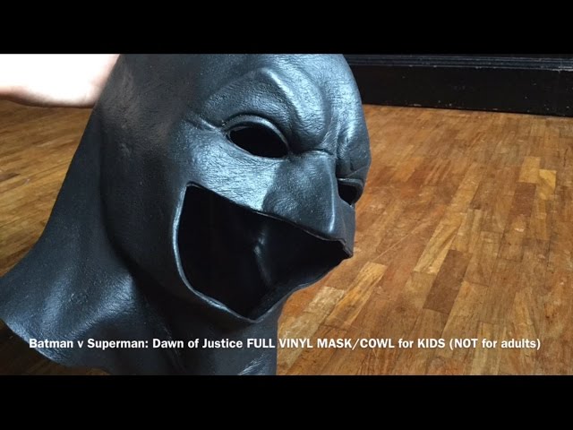 Vídeo relacionado con Rubies Batman Dawn of Justice Foam Latex Costume Mask with Cowl