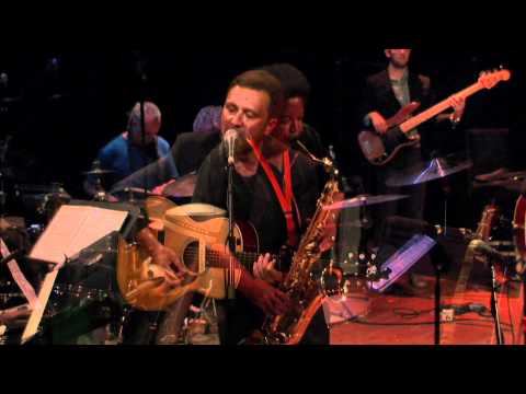 Max Fisher - Baby I'm A Man live w/ Mino Cinelu and Ron Holloway and band