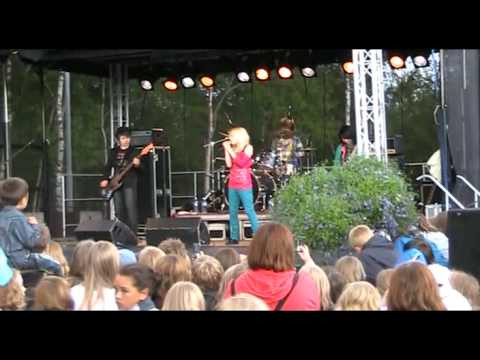 The BlackSheeps - No milk today - Live på Fauskemessa 2009