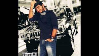 Download lagu Tamer Hosny ft. Fonekat - Bahebak Moot (Come back to me) 2009 mp3