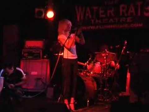 PRIYA THOMAS LIVE AT WATER RATS THEATRE, LONDON U.K 2005