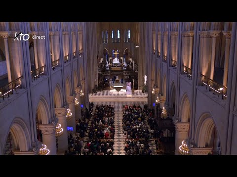 Vêpres du 21 avril 2025 à Notre-Dame de Paris