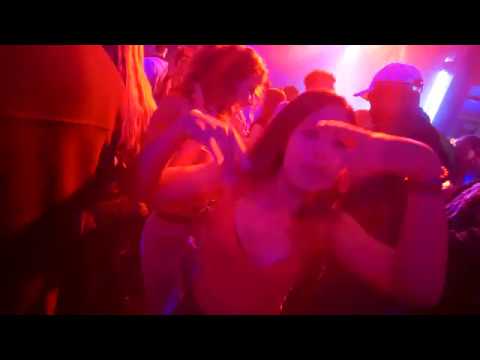 download lagu mp3 mp4 Taylors Bar, download lagu Taylors Bar gratis, unduh video klip Taylors Bar