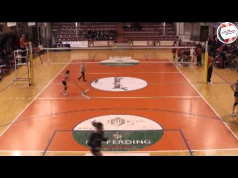 Sara Valencic, Red T-shirt #10, Charleroi - Michelbeke