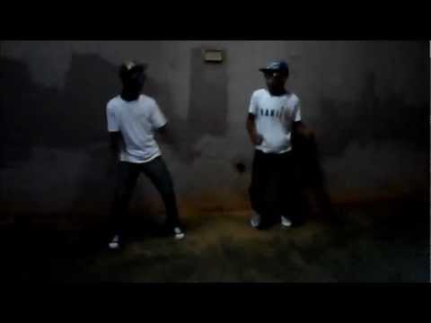 Os Blacks apresentando Ah Lelek Lek Lek...