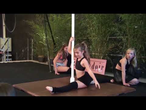Démonstration Pole Dance & Cerceau aérien Kids  - Anais & Chiara & Maina