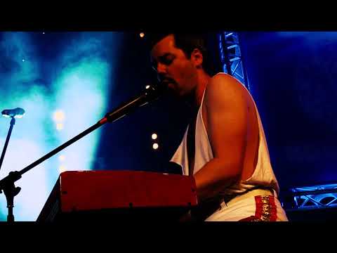 Don't Stop Me Now - Queen Tribute Live - Guitar Solo