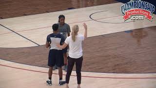How Geno Auriemma Wants Athletes to Play 1-on-1 Defense!