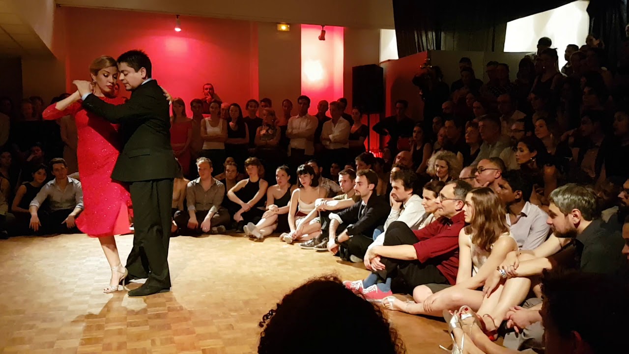 Carlos Espinoza & Noelia Hurtado
❤@ Milonga El Garron _ Paris _ Démo 1/6