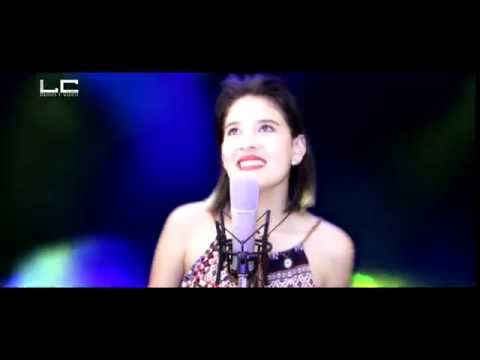 UN GATO EN LA OSCURIDAD -  PAULA MICHELLE (2016)