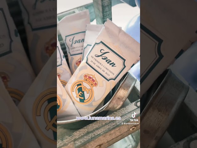 Vídeo relacionado con OH YEAH - Guirnalda Cartón - Decoración Cumpleaños Real Madrid LICENCIA OFICIAL - Ideal para Fiestas Infantiles - Pack Cumpleaños Futbol - Ambiente Futbolero - Para Comuniones y Eventos Temáticos
