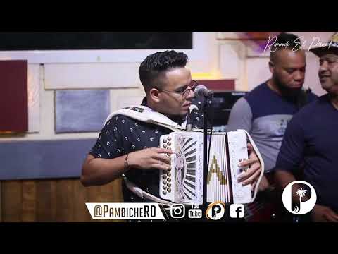 El Chamakito Acordeon Con El Cuarteto Tierra Adentro - Chicha