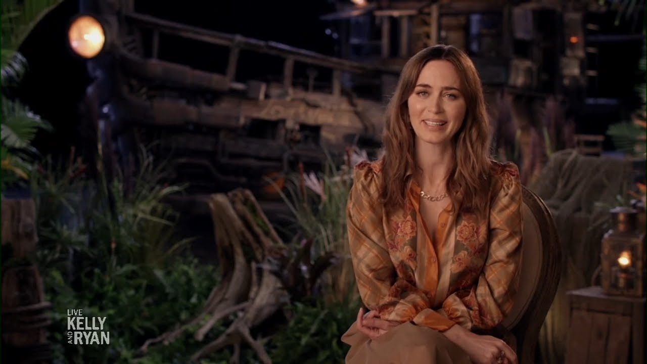 Emily Blunt’s Favorite Version of “The Office” Emily Blunt’s Favorite Version of “The Office”