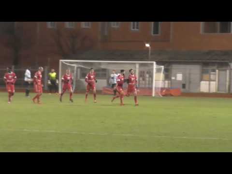 Le superbe but de Raphaël Gherardi lors de Le Puy Foot - GF38