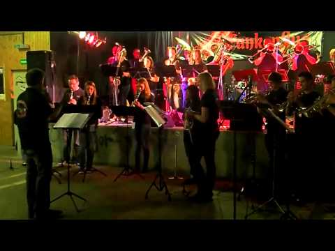 Marktredwitzer Blasmusik spielt "Highway to hell "