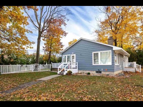 101 Oak Street, Charlevoix, MI - 478557
