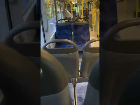 Bus ride linje 2 från Mälarparksvägen till Hamregatan