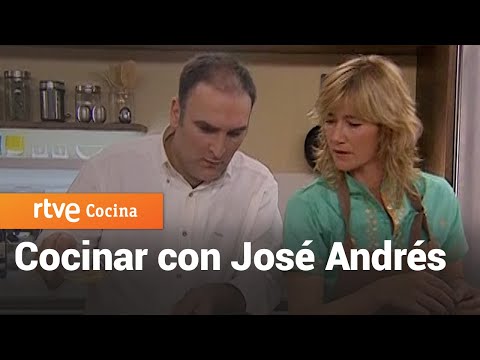 Huevos fritos con patata y chorizo - Vamos a cocinar con José Andrés | RTVE Cocina