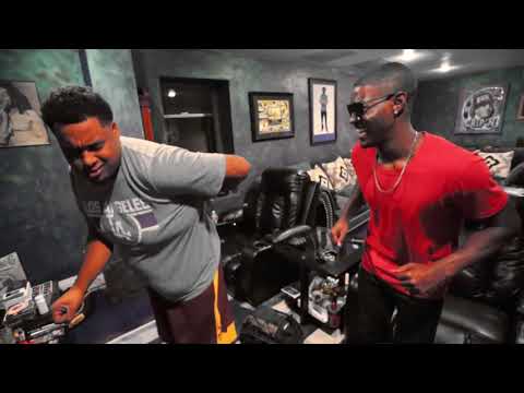 10 Bands Freestyle — Snoop's Studio
