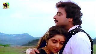 Download lagu வள்ளி வள்ளி என வந்தால் | Valli Valli Ena Vanthan Song Hd | Ilaiyaraaja, S. Janaki | Ilayaraja Melody mp3 Download lagu வள்ளி வள்ளி என வந்தால் | Valli Valli Ena Vanthan Song Hd | Ilaiyaraaja, S. Janaki | Ilayaraja Melody mp3