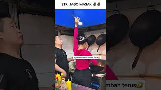 Download lagu Istri Jago Masak VS Suami Malas Makan #short #trending #fyp mp3