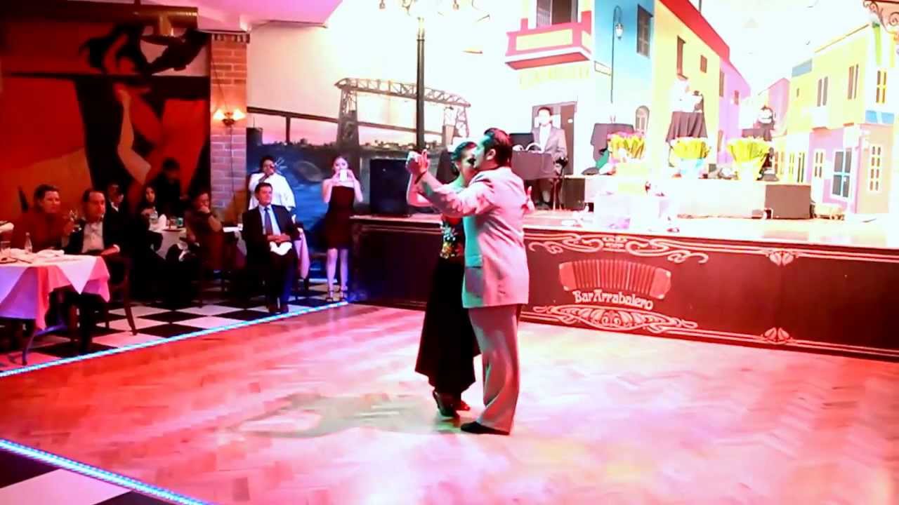 Anel Marron y Alexander Sossa - Infamia