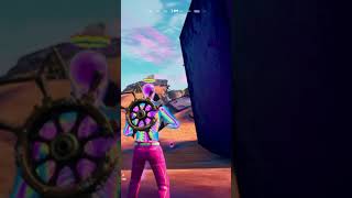 バトルラボでキューブ見てたら…。　　　　　　　　　　　　　　#Fortnite#フォートナイト