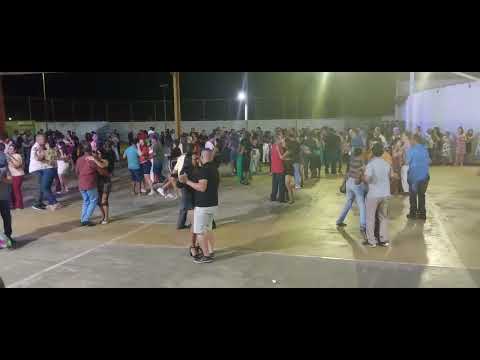 Vamos dança Forro #passossertanejos #Mamonas #roça #vidanaroça #minasgerais #vidareal  #mulherbonita