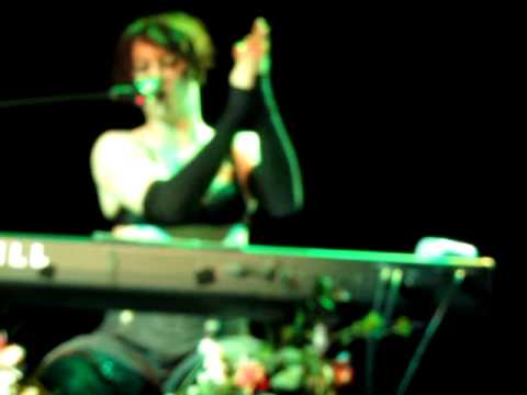 15/19 Dresden Dolls - The Jeep Song w Audience @ 10th Bandiversary Show, Irving Plaza 10/31/10