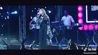 Monali Thakur sings...Mitwa......