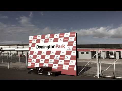 Donington Park National - Cooper S R56 (1.33.49)
