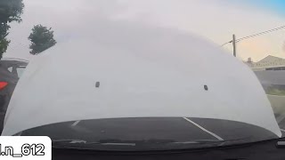 你問我人生最緊張是什麼時候？嗯······ #剛從保養廠離開引擎蓋沒蓋好