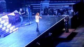 Reba McEntire - My Sister LIVE