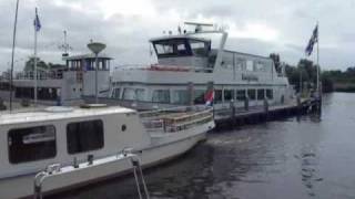 preview picture of video 'Rondvaart Friesland-Rondvaardij Princenhof Rondvaart door de Alde Feanen 2009'