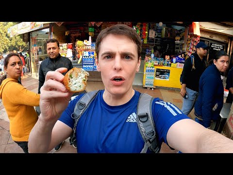 Clean and Tasty Indian Street Food in Delhi 🇮🇳