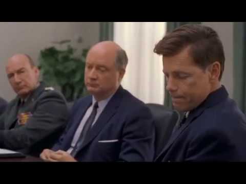 Thirteen Days Film-We have to get those missiles out   X Com Meeting