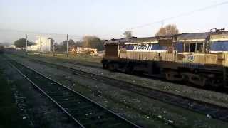 preview picture of video '13430 ANVT MLDT WEEKLY EXPRESS ARRIVE PRATAPGARH'