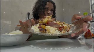 ALMOÇO DE HOJE CHARQUE ACEBOLADO  FEIJÃO ARROZ SALADA ( pimenta na conserva) AQUI NA ROÇA ✅🩷🌺