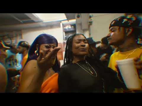 Muñeco electrico 🧸⚡️ - Victima (Video Official)