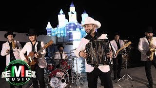 Voy a Echarle a la Piñata Music Video