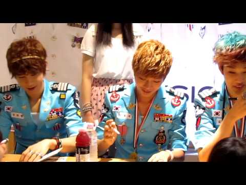 120721 LedApple Ilsan Fansign 2