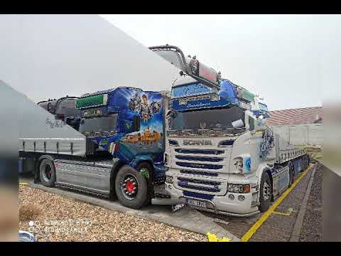 V8Never ending story  Rossi a Kometa