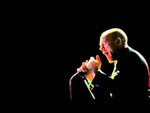 R.E.M. - Dark Globe (Syd Barrett cover)