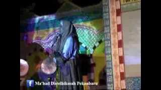 preview picture of video 'Gema Takbir Idul Adha 1433 H Pon-pes Darel Hikmah Pekanbaru (Part 8/11)'