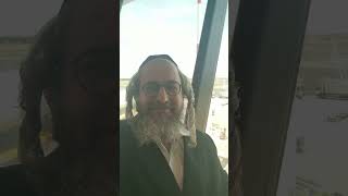 פונקען פון פייער 🔥  פרשת נשא – שבת ה"שבע ברכות' 'שבת חתן' של חג מתן תורה ה'תשפ"ה (הרב מוטה פראנק) - התמונה מוצגת ישירות מתוך אתר האינטרנט יוטיוב. זכויות היוצרים בתמונה שייכות ליוצרה. קישור קרדיט למקור התוכן נמצא בתוך דף הסרטון