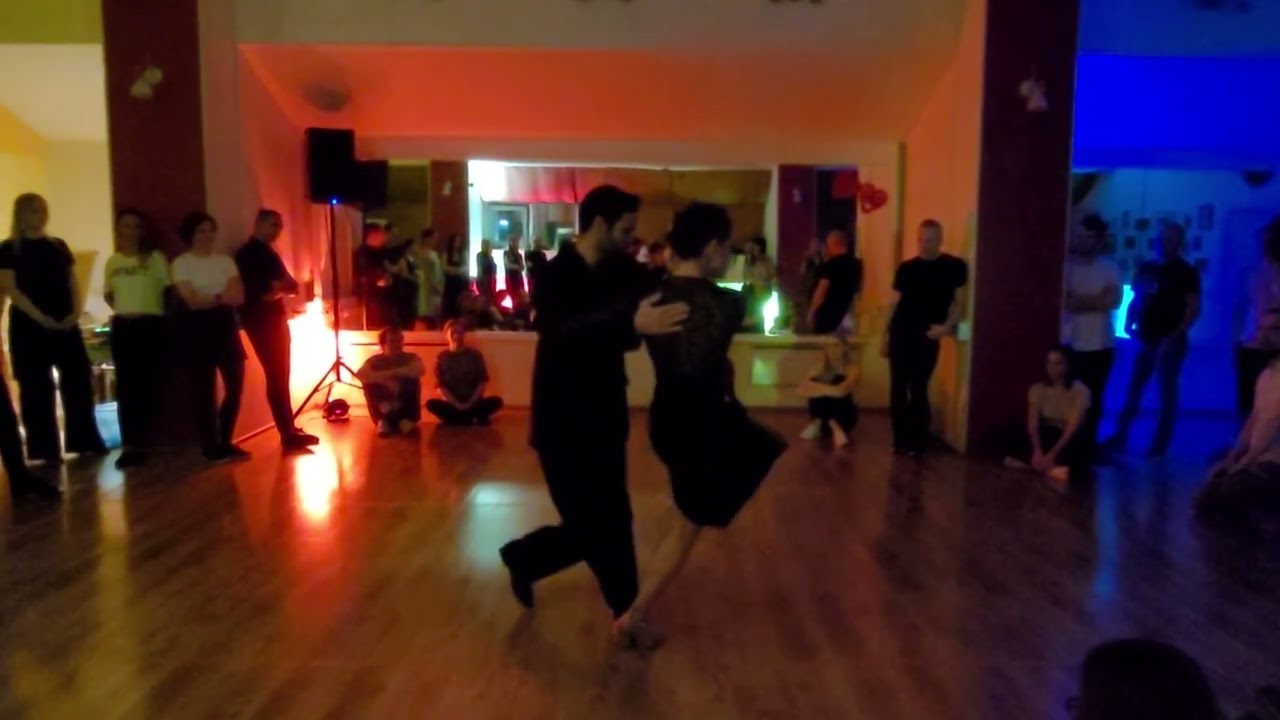 Case De Baile - Argentine Tango Improvisation- Luis Carpi, Sofia Filipou, Alla Drugova