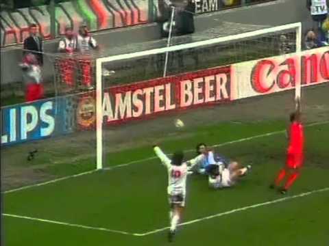 CL 1994-95. 1-4. First round. Milan - Benfica. 2-0.avi